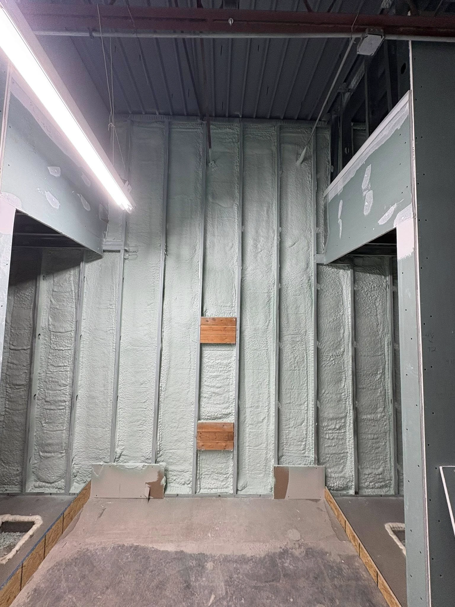 The Complete Home and Business Spray Foam Insulation Guide