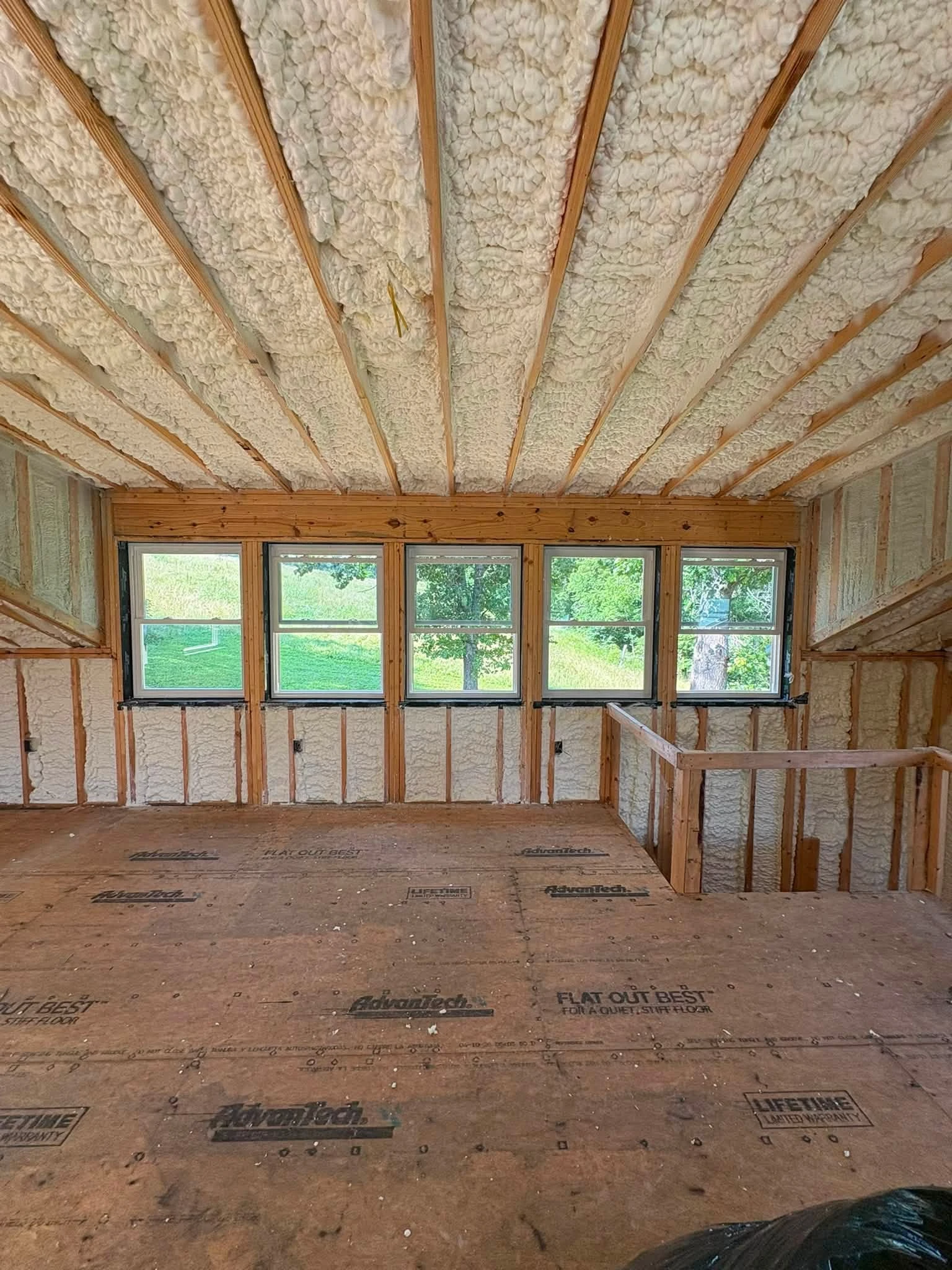 Residential Spray Foam Insulation Services in Licking, MO Residential Spray Foam Insulation Services